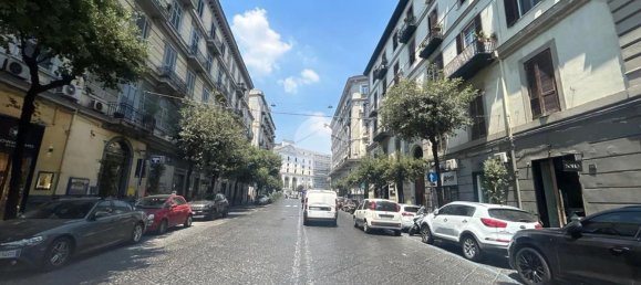 25m² Commercial property in Naples, Italy No. 320986 12