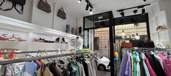 25m² Commercial property in Naples, Italy No. 320986 23