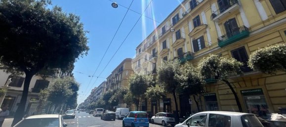 25m² Commercial property in Naples, Italy No. 320986 11