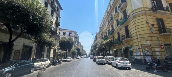 25m² Commercial property in Naples, Italy No. 320986 6