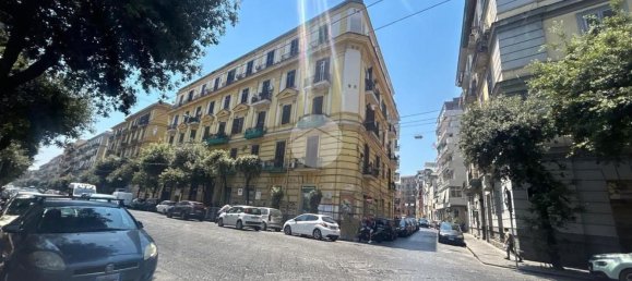 25m² Commercial property in Naples, Italy No. 320986 13