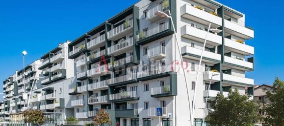 1 bedroom Apartment in Pioltello, Italy No. 215323 3