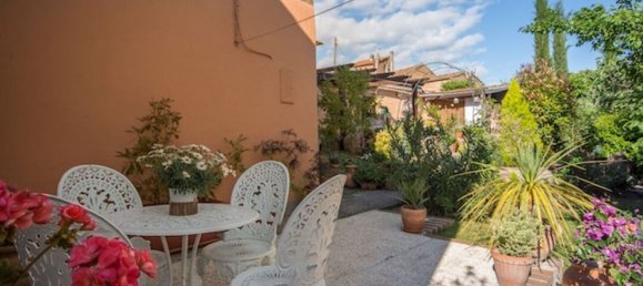 6 rooms House in Castiglione del Lago, Italy No. 56890 23