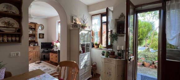 6 rooms House in Castiglione del Lago, Italy No. 56890 9