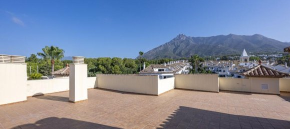 Пентхаус с 2 спальнями в Марбелья, Испания № 194823 5