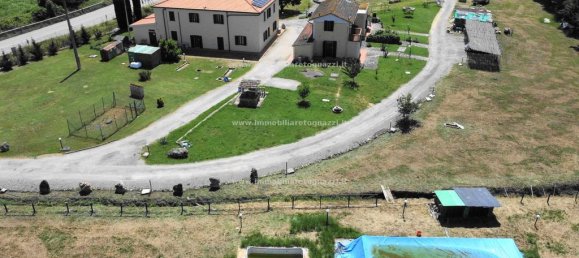 9 bedrooms House in Certaldo, Italy No. 224001 10