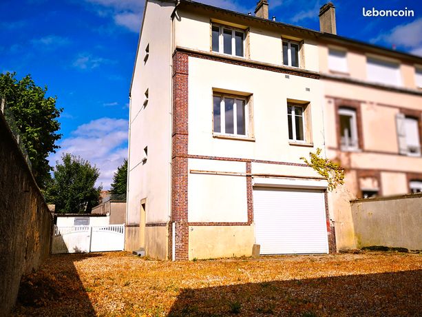 Casa T4 em La Loupe, France N.º 305282