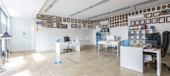 5 rooms Commercial property in Rome, Italy No. 215385 11