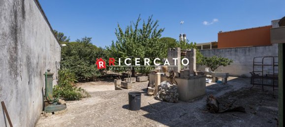 3 Schlafzimmer Villa in Lecce, Italy, Nr. 27683 3