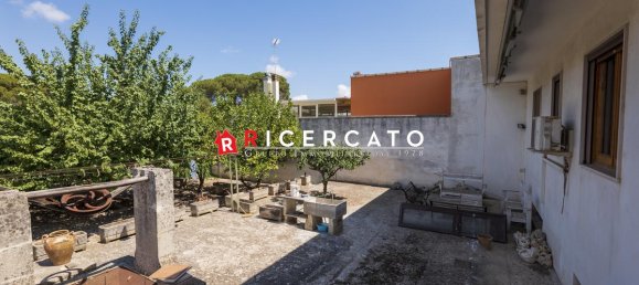 3 Schlafzimmer Villa in Lecce, Italy, Nr. 27683 6