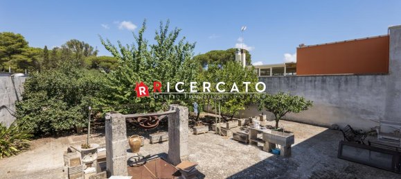 3 Schlafzimmer Villa in Lecce, Italy, Nr. 27683 5