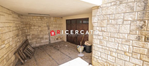 3 Schlafzimmer Villa in Lecce, Italy, Nr. 27683 46