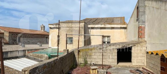 6 rooms House in Santa Giusta, Italy No. 40446 6