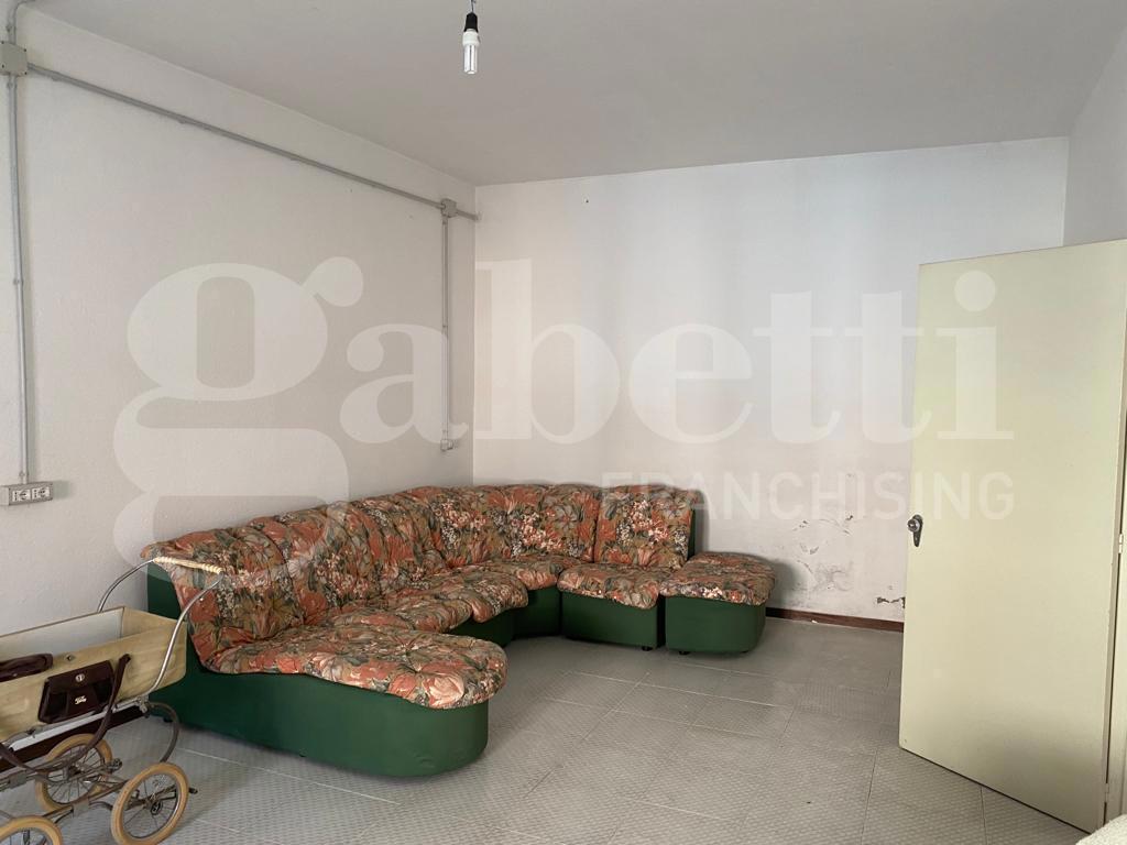6-Zimmer Haus in Santa Giusta, Italy, Nr. 40446