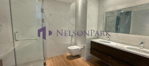 4 bedrooms Apartment in Doha, Qatar No. 1159 11