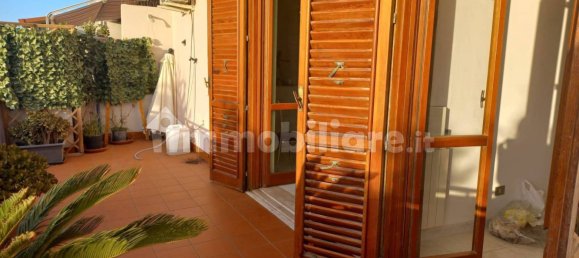 2 bedrooms Apartment in Messina, Italy No. 321936 4