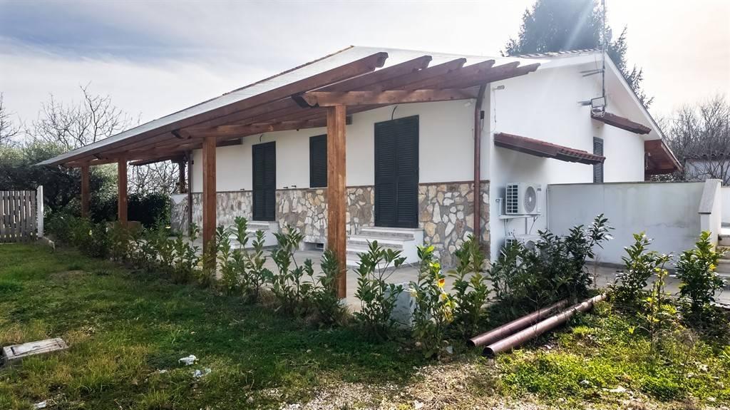 8 rooms Villa in Labico, Italy No. 30547