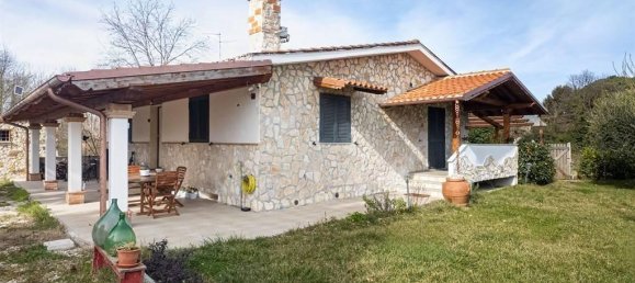 Вилла с 8 комнатами в Лабико, Италия № 30547 2