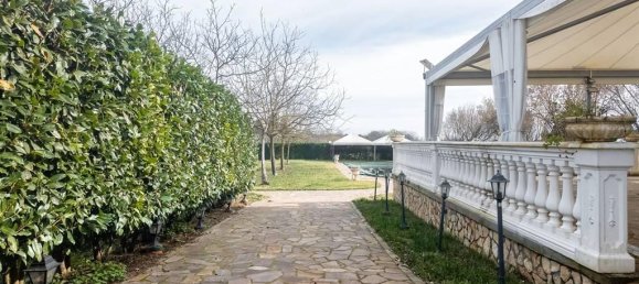 Вилла с 8 комнатами в Лабико, Италия № 30547 47