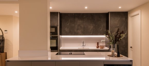 3 bedrooms Apartment in Marbella, Spain No. 4640 30