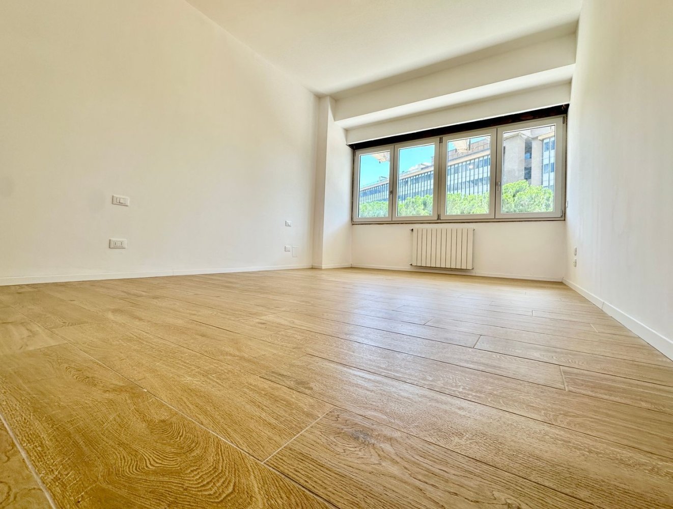 Квартира с 4 спальнями в Флоренция, Италия № 380362