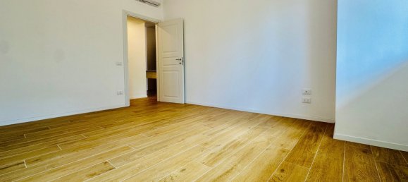 Квартира с 4 спальнями в Флоренция, Италия № 380362 9