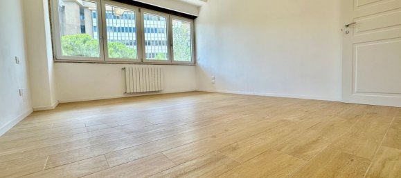 Квартира с 4 спальнями в Флоренция, Италия № 380362 2