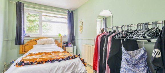 Casa en Bolton, United Kingdom No. 2144 8