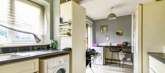 Casa en Bolton, United Kingdom No. 2144 5