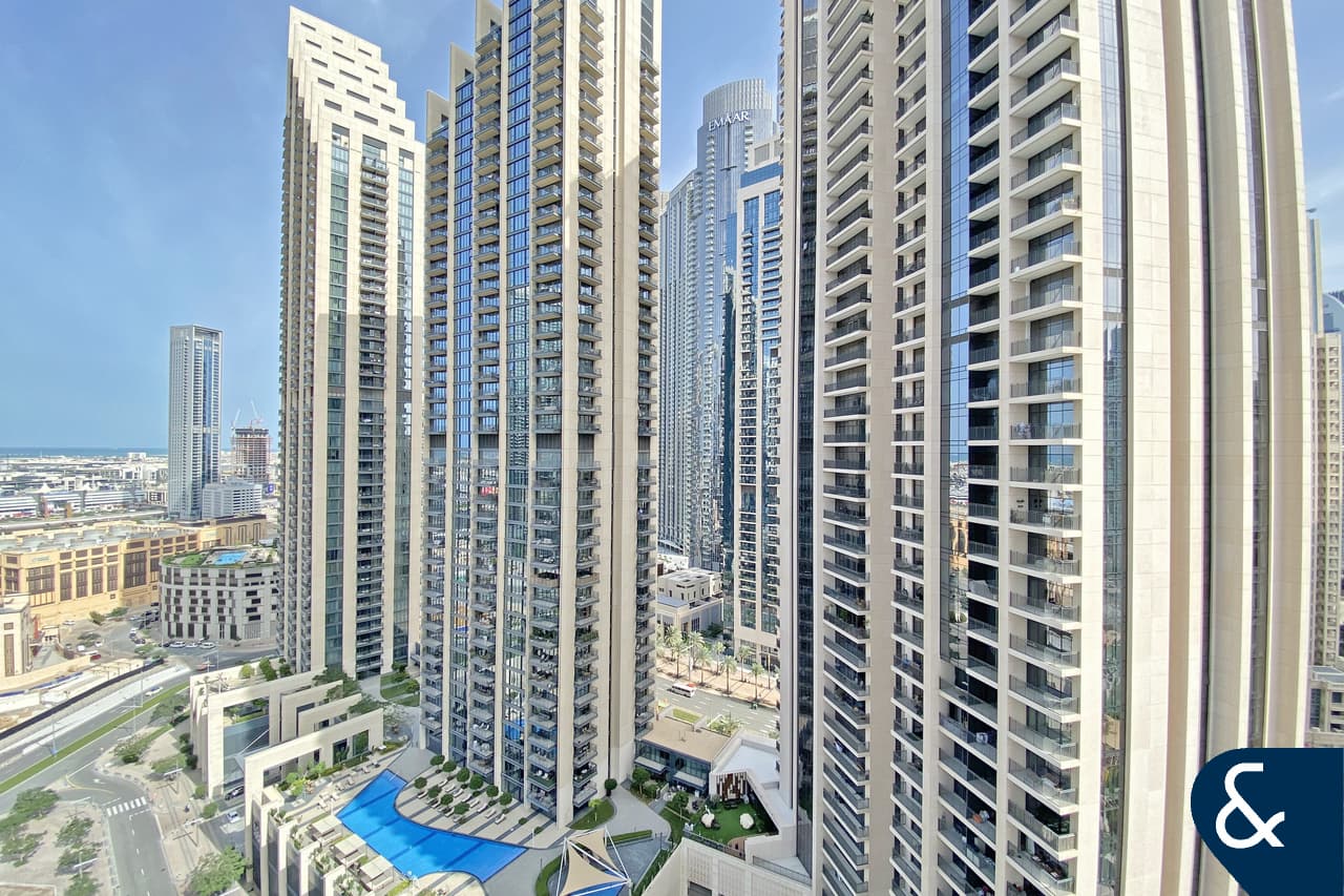 2 bedrooms Apartment in 8 BOULEVARD WALK, Downtown Dubai (Downtown Burj Dubai), UAE No. 122023