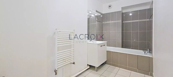 2 bedrooms Apartment in Gentilly, France No. 124126 6