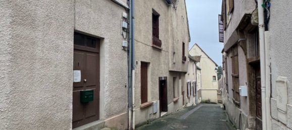 1 bedroom Apartment in Gallardon, France No. 77073 8