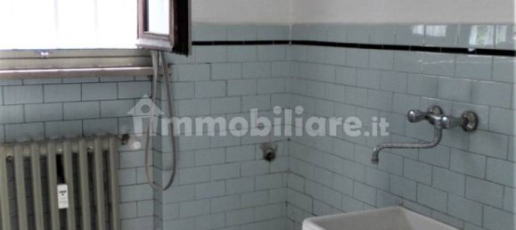 3 rooms Commercial property in Turin, Italy No. 373306 45