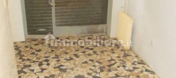 3 rooms Commercial property in Turin, Italy No. 373306 9