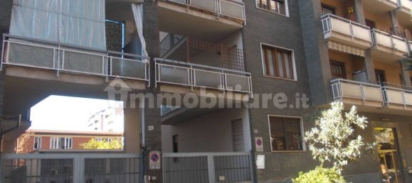 3 rooms Commercial property in Turin, Italy No. 373306 17