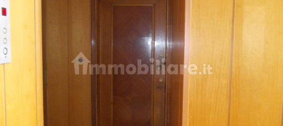 3 rooms Commercial property in Turin, Italy No. 373306 38