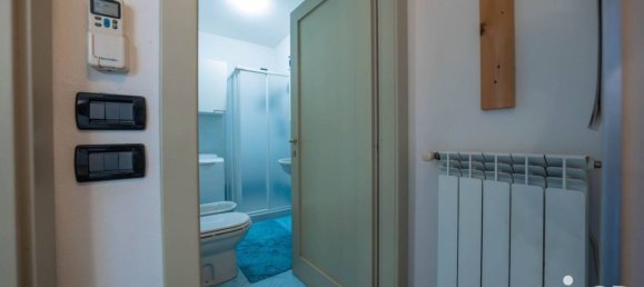 1 bedroom Apartment in Cremona, Italy No. 359270 8