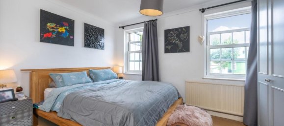 2 Schlafzimmer Haus in London, United Kingdom, Nr. 8959 4