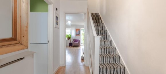 2 Schlafzimmer Haus in London, United Kingdom, Nr. 8959 7