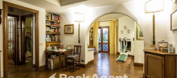 5 bedrooms Villa in Frascati, Italy No. 334920 14
