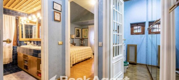 5 bedrooms Villa in Frascati, Italy No. 334920 10