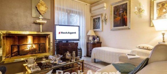 5 bedrooms Villa in Frascati, Italy No. 334920 3