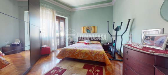 3 bedrooms Apartment in Turin, Italy No. 372850 5