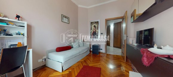 3 bedrooms Apartment in Turin, Italy No. 372850 13