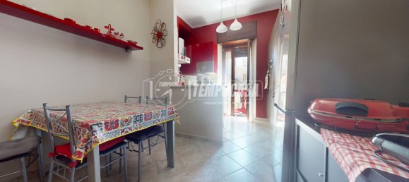 3 bedrooms Apartment in Turin, Italy No. 372850 11