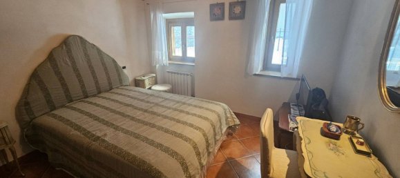 Квартира с 4 спальнями в Риети, Италия № 350511 8