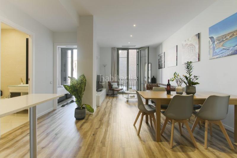 Apartamento T2 em Eixample, Spain N.º 24924