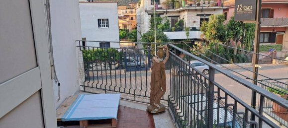 3 rooms Apartment in Santa Maria a Vico, Italy No. 104833 18