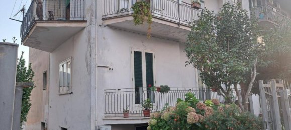 3 rooms Apartment in Santa Maria a Vico, Italy No. 104833 23