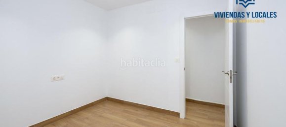 3 bedrooms Apartment in Granada, Spain No. 137008 9